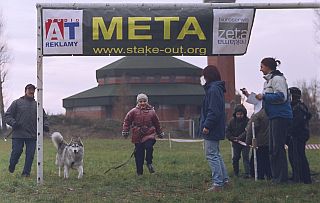 Na mecie.Honorata jako sdzina pomiaru czasu.